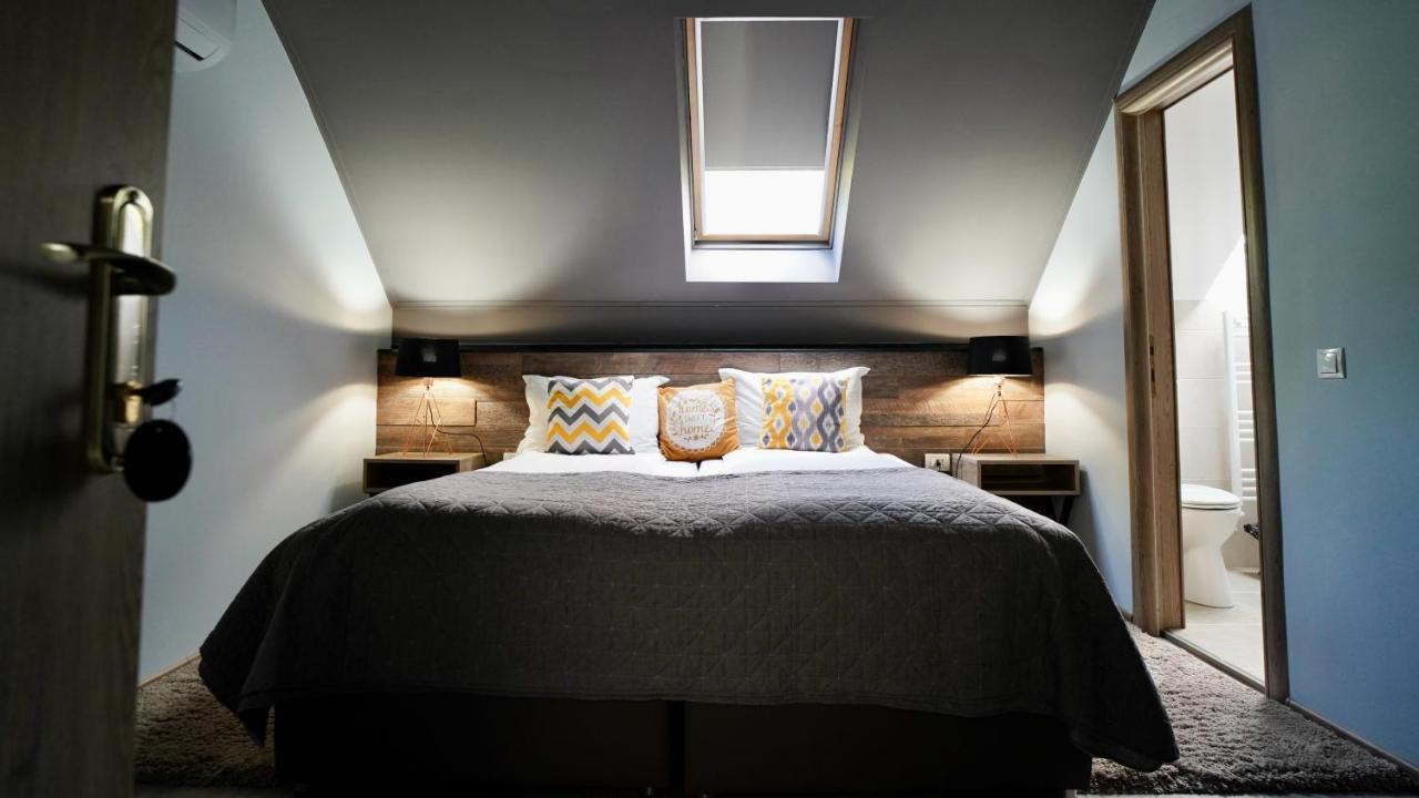 Corvin House Otel Hunedoara Dış mekan fotoğraf