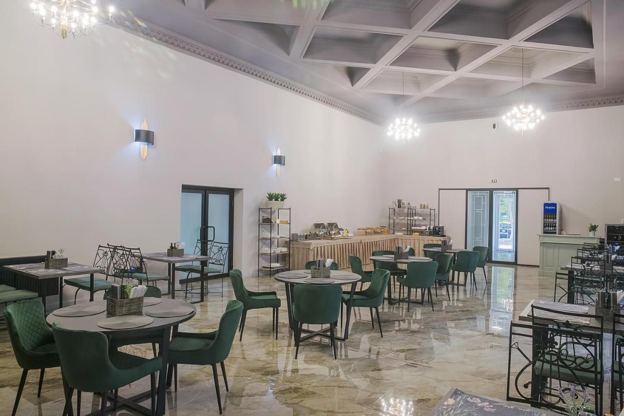 Corvin House Otel Hunedoara Dış mekan fotoğraf