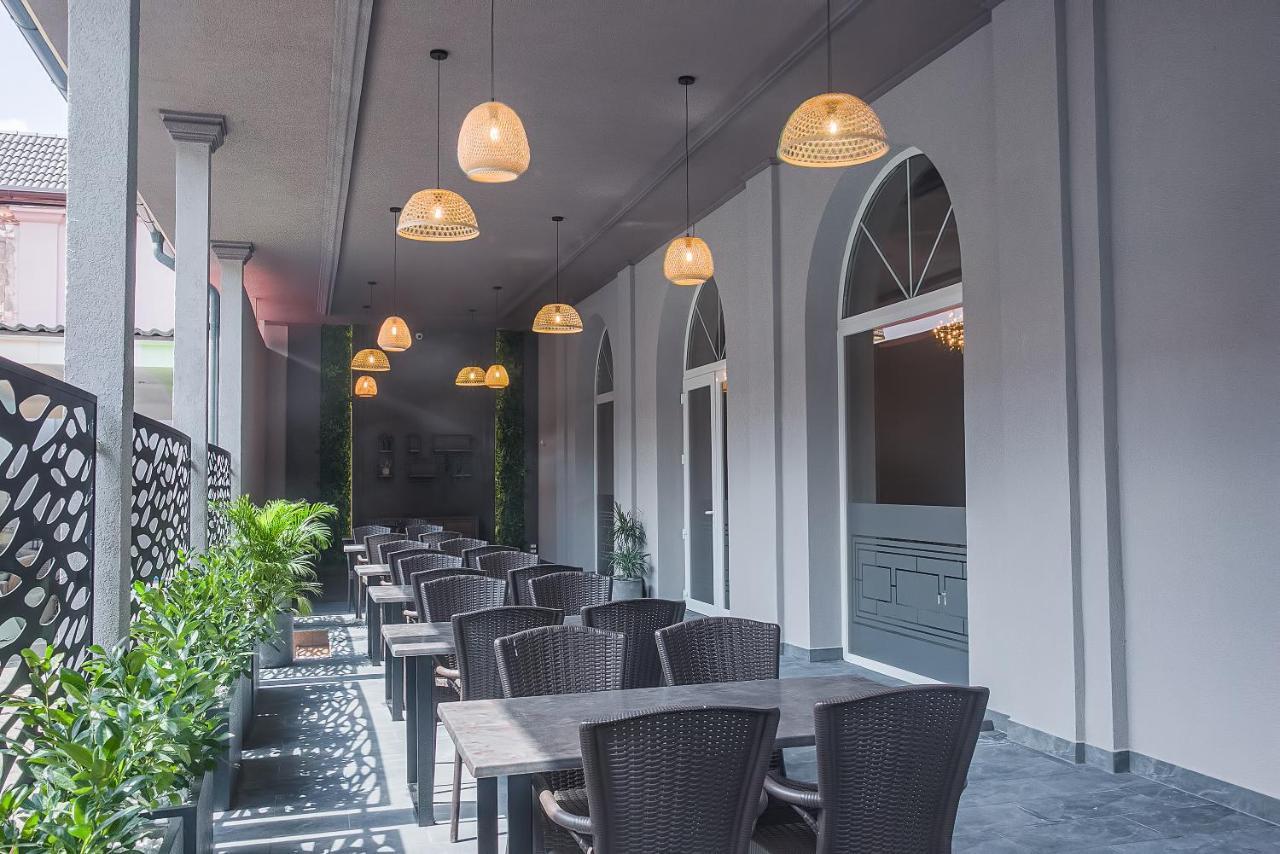 Corvin House Otel Hunedoara Dış mekan fotoğraf