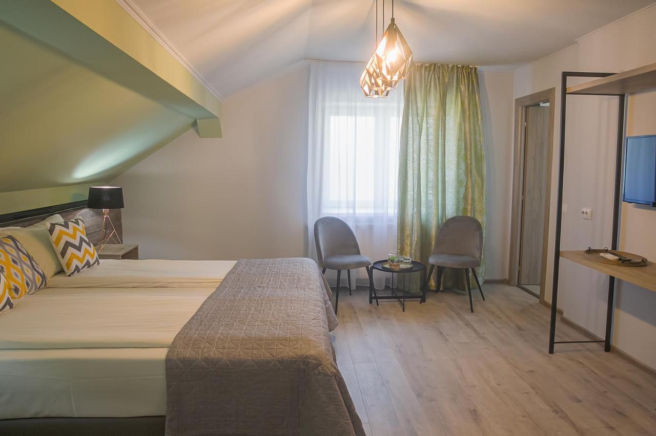 Corvin House Otel Hunedoara Dış mekan fotoğraf