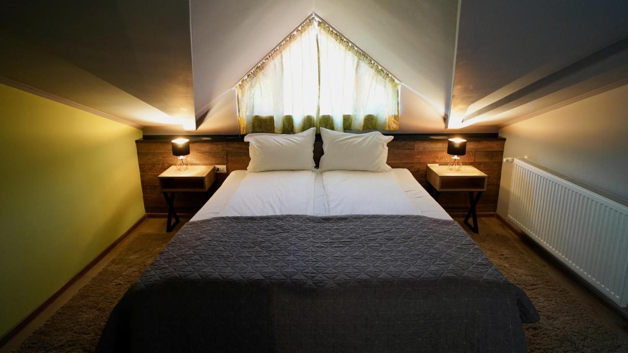 Corvin House Otel Hunedoara Dış mekan fotoğraf