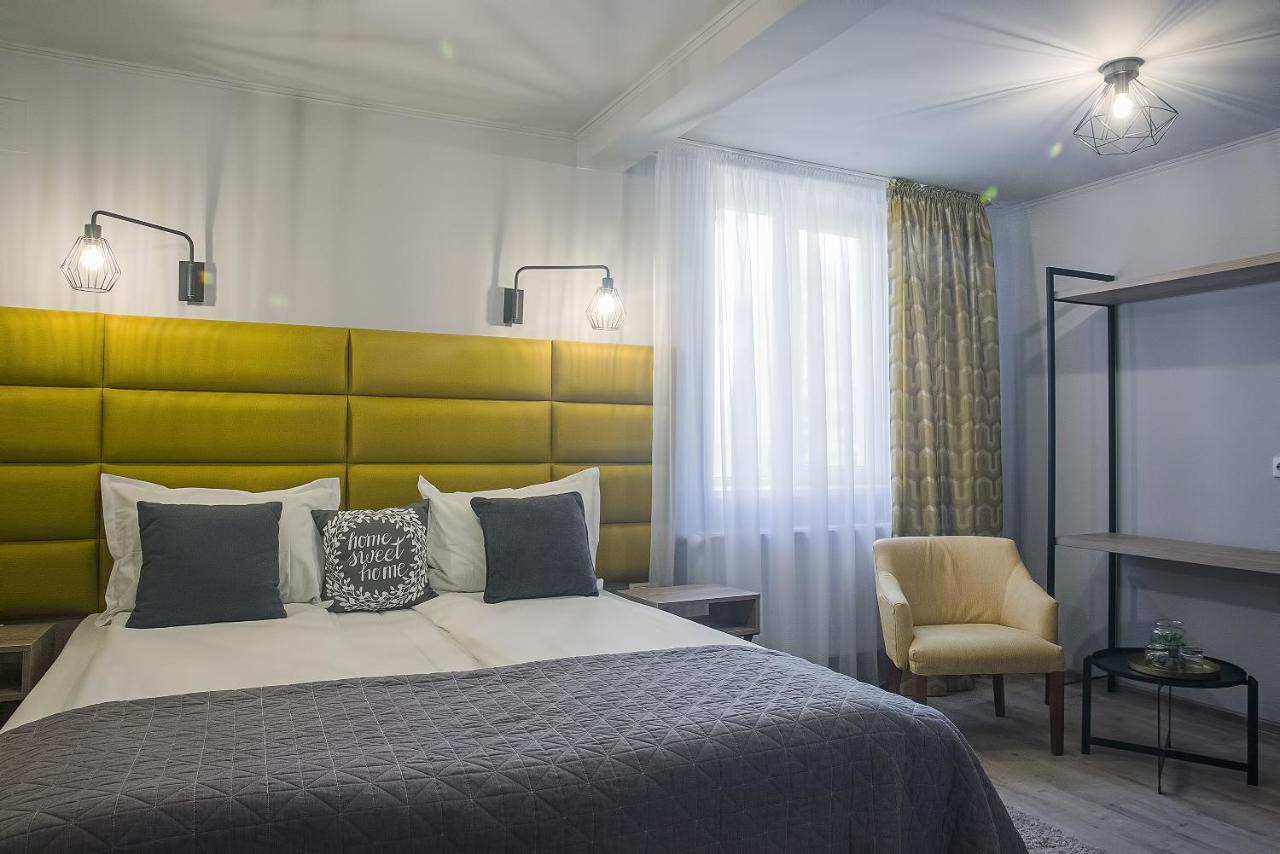 Corvin House Otel Hunedoara Dış mekan fotoğraf