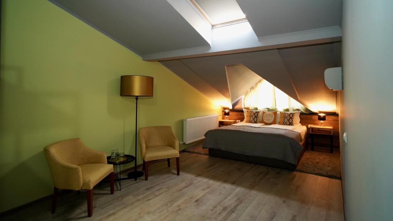 Corvin House Otel Hunedoara Dış mekan fotoğraf